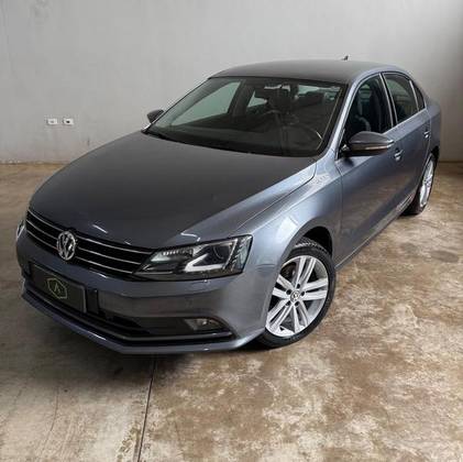 VOLKSWAGEN JETTA 2.0 TSI HIGHLINE 211CV GASOLINA 4P TIPTRONIC